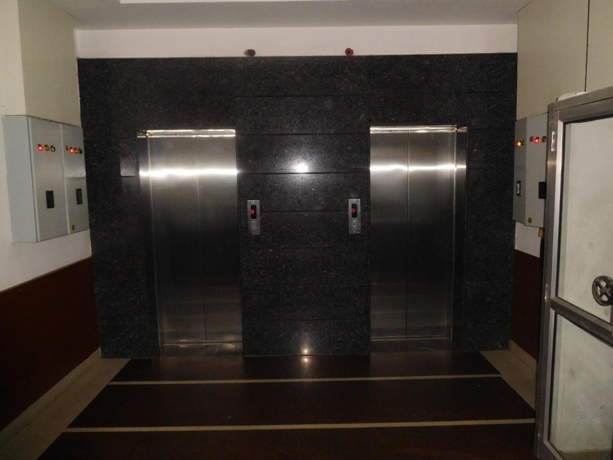 Kartikay Hotel Hisār Екстериор снимка