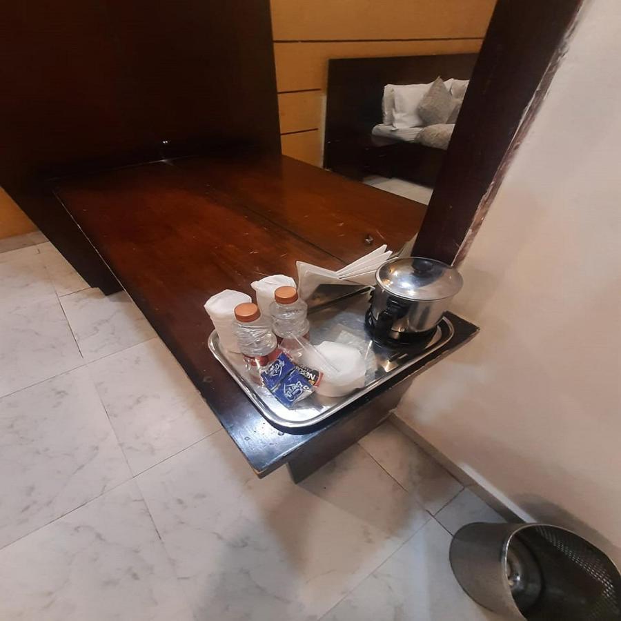Kartikay Hotel Hisār Екстериор снимка